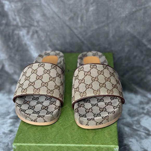 Gucci GG sandal - Picture 4 of 10